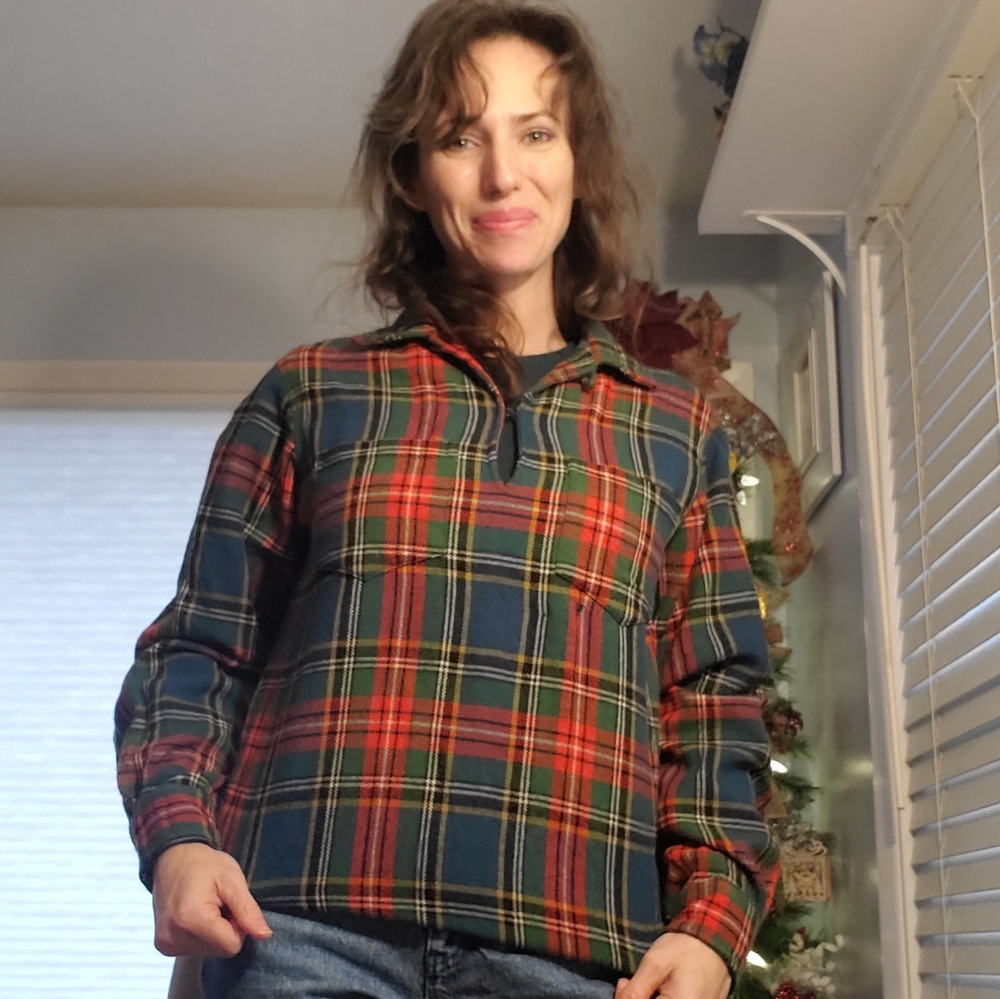 3/$25 Handmade vintage wool pullover size sm/med